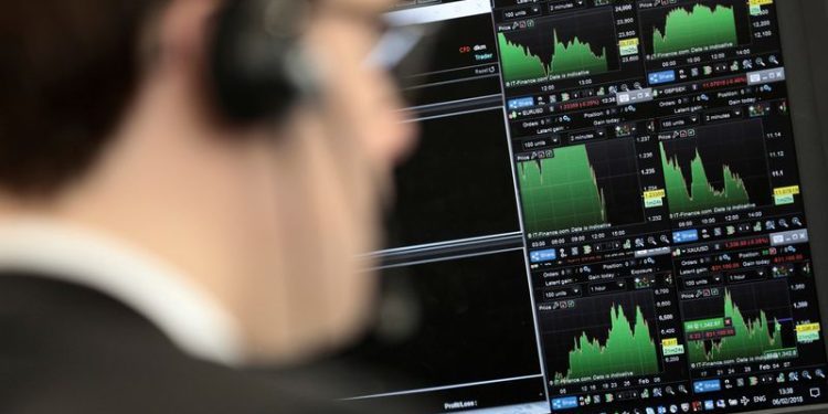 Canada stocks higher at close of trade; S&P/TSX Composite up 0.49%